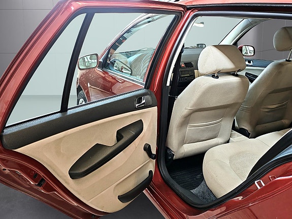 Skoda Fabia 10 of 19