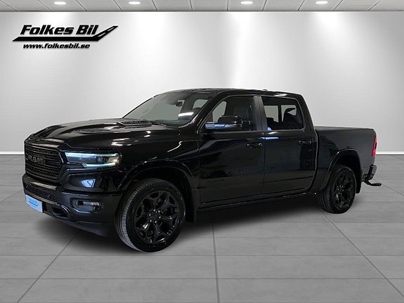 Dodge RAM 1500 2 of 5