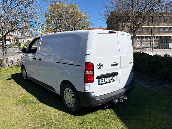 Toyota Proace 8 of 14