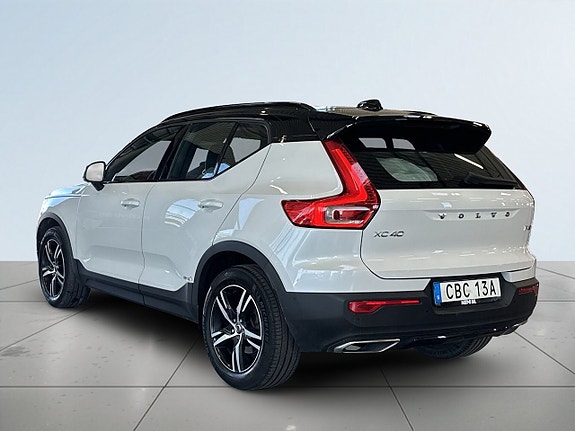 Volvo XC40 5 of 5
