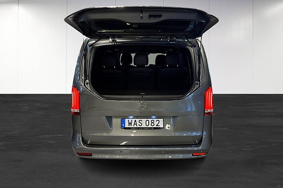 Mercedes-Benz V300 d 26 of 27