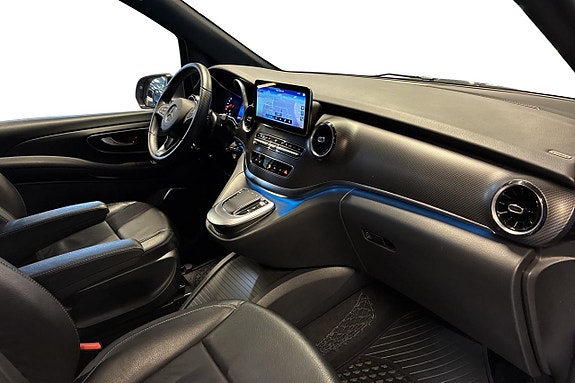Mercedes-Benz V300 d 11 of 27
