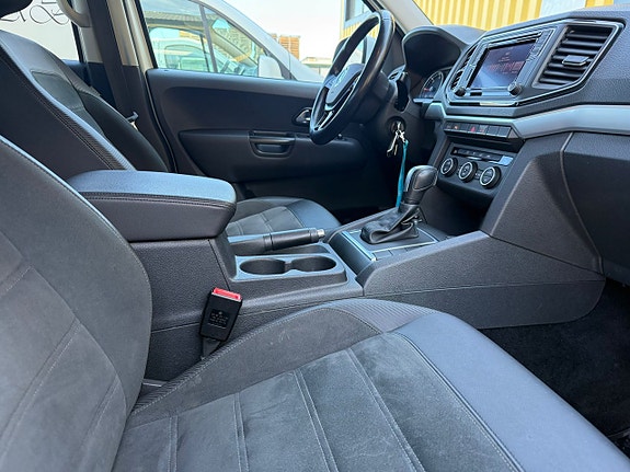 Volkswagen Amarok 15 of 19