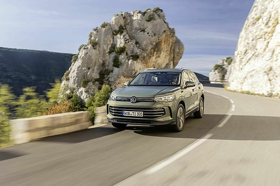 Volkswagen Tiguan 2 of 22