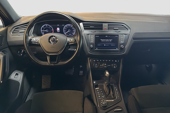 Volkswagen Tiguan 13 of 18