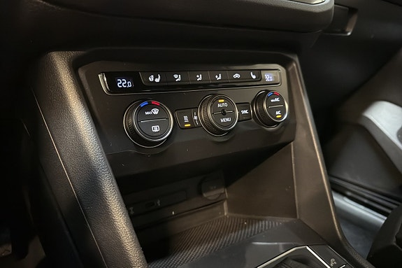 Volkswagen Tiguan 16 of 18