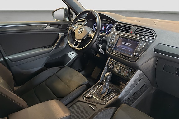 Volkswagen Tiguan 12 of 18
