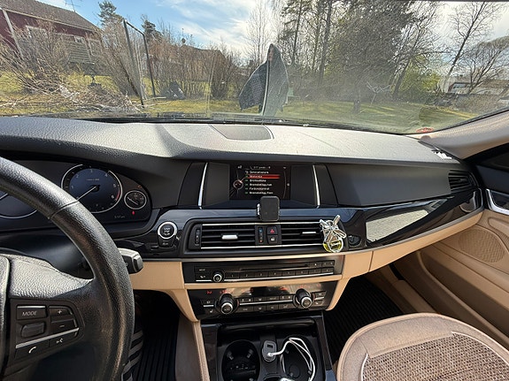 BMW 520d 11 of 15