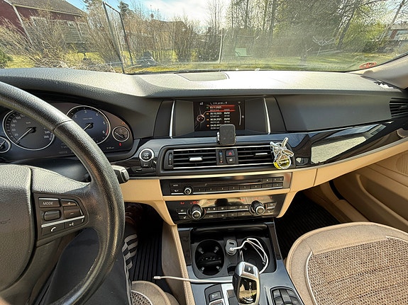BMW 520d 9 of 15