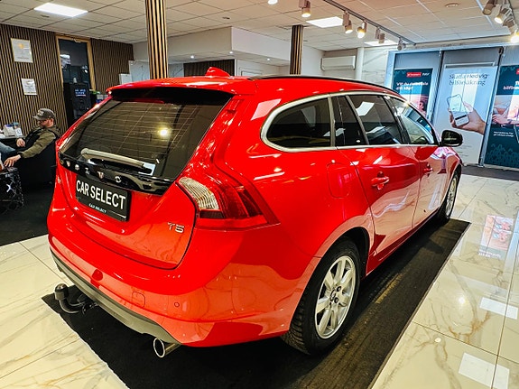Volvo V60 5 of 18
