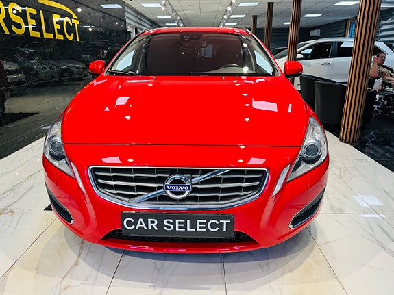 Volvo V60 7 of 18