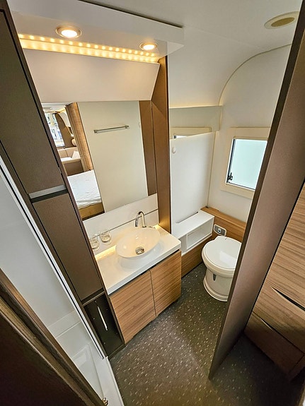 Adria ALPINA 663 HT 9 of 11