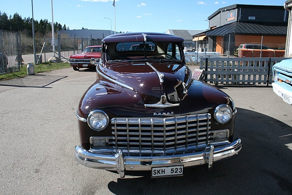 Dodge Custom 5 of 19