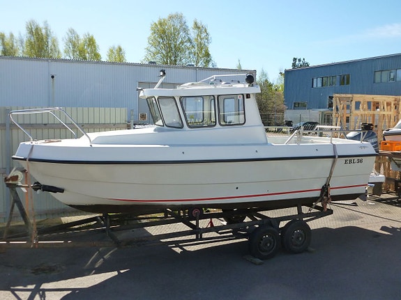 SeaWolf 6500 Yamaha F115.