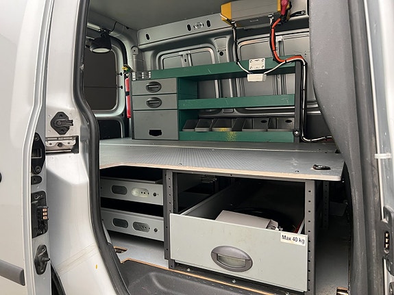 Volkswagen Caddy 13 of 30