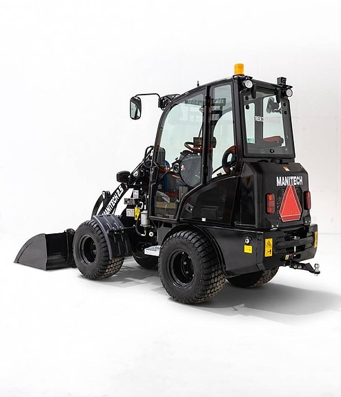 Manitech 2.5 Kubota motor kompaktlastare ink. redskap 2 of 10