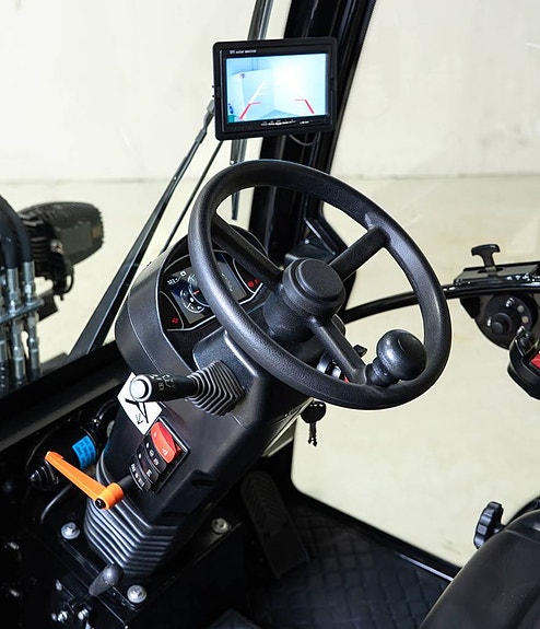 Manitech 2.5 Kubota motor kompaktlastare ink. redskap 7 of 10