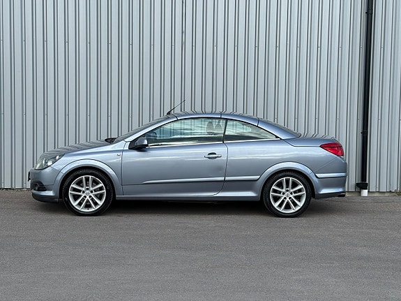 Opel Astra 10 of 24