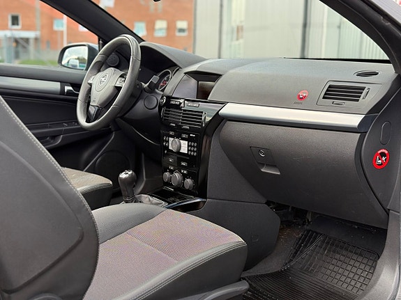 Opel Astra 21 of 24