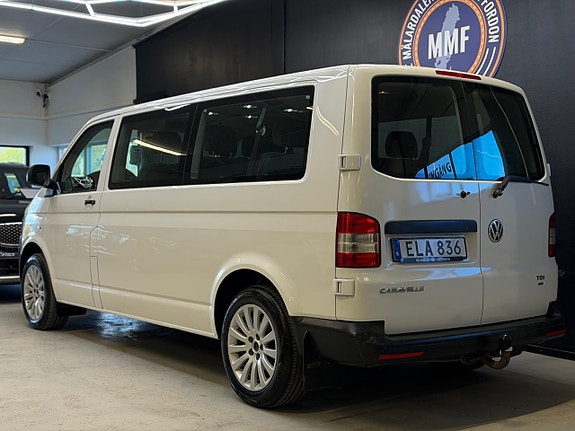 Volkswagen Caravelle 18 of 22