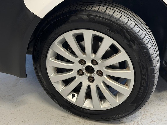 Volkswagen Caravelle 16 of 22