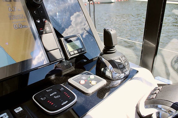 Sealine C335 (2021) 9 of 12