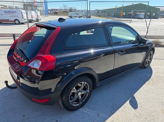 Volvo C30 2 of 5
