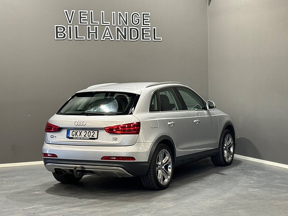 Audi Q3 4 of 5