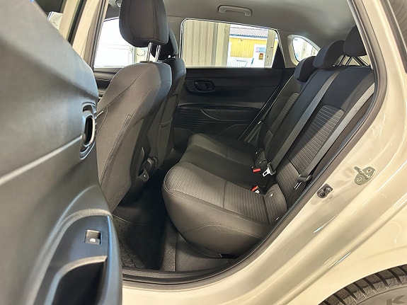 Hyundai i20 18 of 30