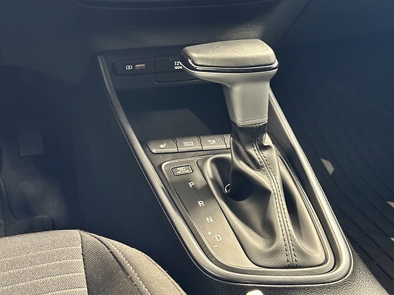 Hyundai i20 14 of 30