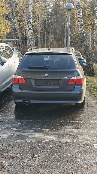 BMW 520d 3 of 6
