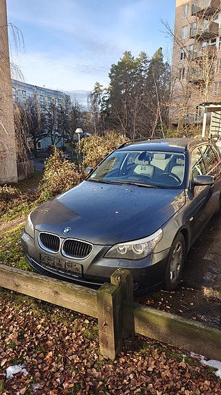 BMW 520d 2 of 6