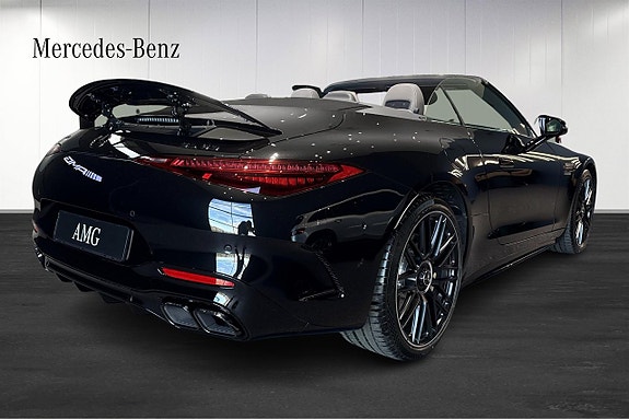 Mercedes-Benz SL63 4 of 5