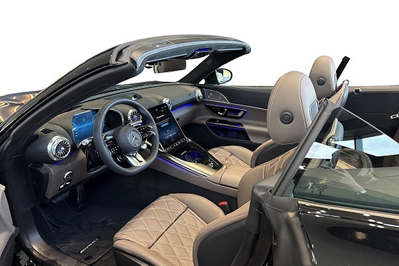 Mercedes-Benz SL63 14 of 18