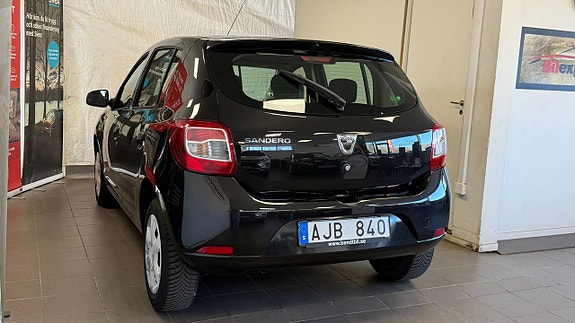 Dacia Sandero 5 of 5