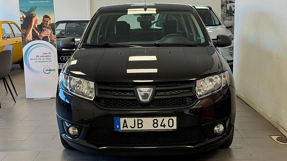 Dacia Sandero 3 of 5
