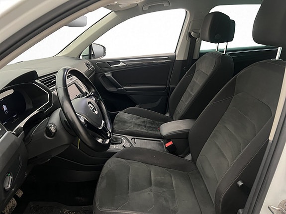 Volkswagen Tiguan 9 of 25