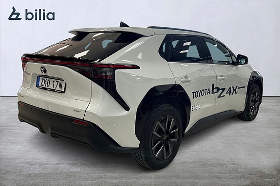 Toyota bZ4X 19 of 21
