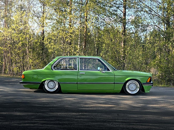 BMW 316 3 of 5
