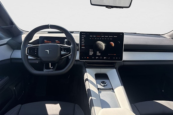 Polestar 4 12 of 18