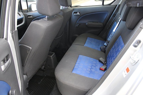 Suzuki Splash 9 of 12