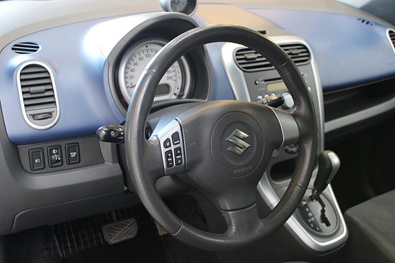Suzuki Splash 12 of 12