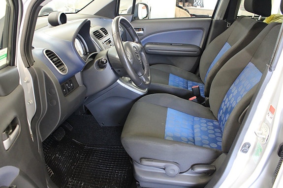 Suzuki Splash 4 of 15