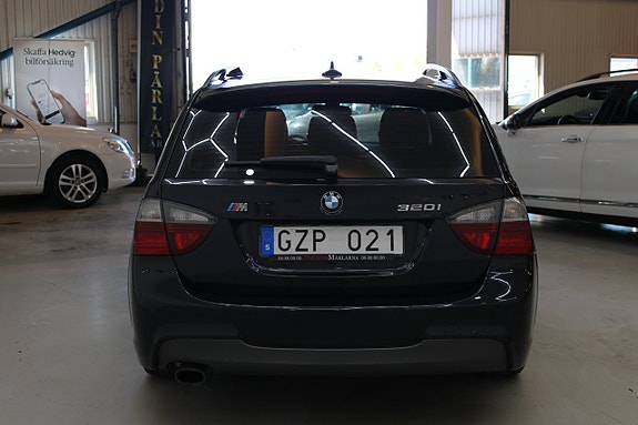 BMW 320 5 of 12