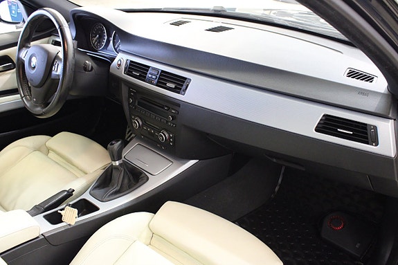 BMW 320 9 of 13