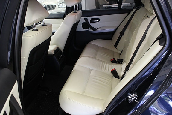 BMW 320 7 of 13