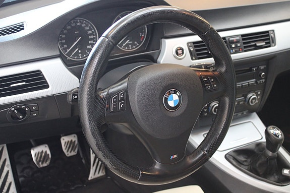 BMW 320 12 of 12
