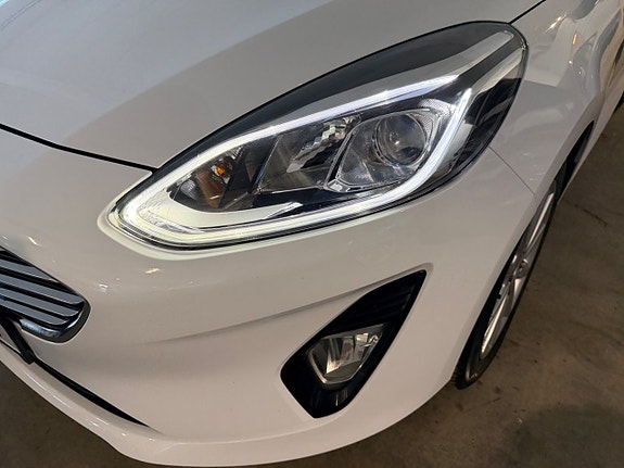 Ford Fiesta 15 of 16