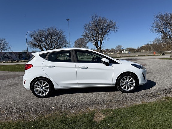 Ford Fiesta 5 of 5