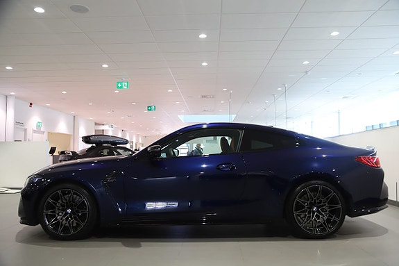 BMW M4 9 of 17